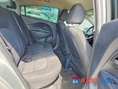 Zdjęcie 10 z 12 samochodu: 2012 KIA RIO LX VIN:KNADM4A32C6085010 - miniatura