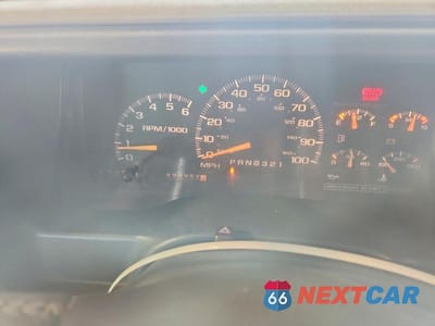 Zdjęcie 7 z 13 samochodu: 1999 CHEVROLET SUBURBAN K1500 VIN:1GNFK16R4XJ443652 - miniatura