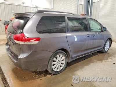 Trzecie zdjęcie samochodu z tyłu: 2014 TOYOTA SIENNA XLE 7-PASSENGER VIN:5TDDK3DC6ES084086 - miniatura