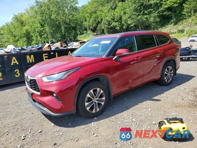 2020 TOYOTA HIGHLANDER XLE 5TDHZRBH7LS520634 - główne zdjęcie licytacji z USA - miniatura