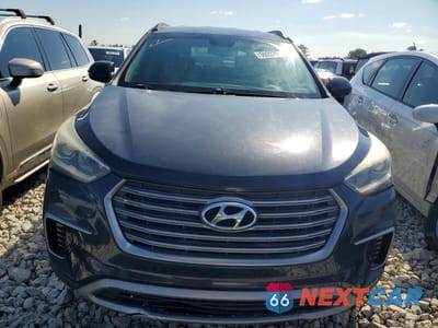 Piąte zdjęcie samochodu w środku: 2017 HYUNDAI SANTA FE SE VIN:KM8SM4HF8HU212447 - miniatura