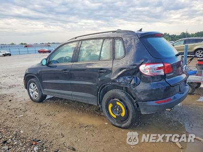 Drugie zdjęcie samochodu z przodu: 2017 VOLKSWAGEN TIGUAN S VIN:WVGBV7AX8HK025545 - miniatura