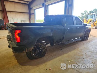 Trzecie zdjęcie samochodu z tyłu: 2025 CHEVROLET SILVERADO K2500 HEAVY DUTY LT VIN:1GC4KNE74SF318587 - miniatura