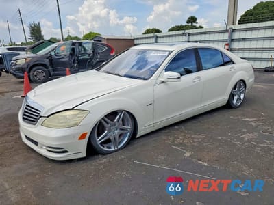 2010 MERCEDES-BENZ S 400 WDDNG9FB3AA302186 - główne zdjęcie licytacji z USA - miniatura