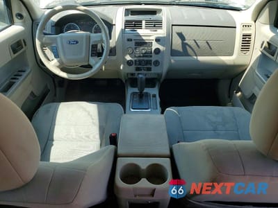 Zdjęcie 8 z 13 samochodu: 2012 FORD ESCAPE XLT VIN:1FMCU0D79CKC84483 - miniatura