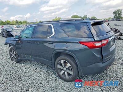 Drugie zdjęcie samochodu z przodu: 2021 CHEVROLET TRAVERSE LT VIN:1GNEVHKW1MJ198098 - miniatura
