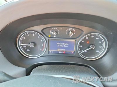 Zdjęcie 9 z 13 samochodu: 2021 BUICK ENCLAVE ESSENCE VIN:5GAERBKW4MJ263991 - miniatura