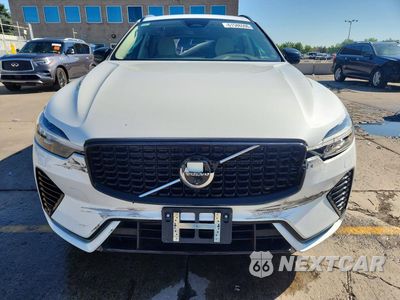 Piąte zdjęcie samochodu w środku: 2024 VOLVO XC60 PLUS VIN:YV4H60DL3R1823578 - miniatura