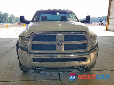 Piąte zdjęcie samochodu w środku: 2015 RAM 5500 VIN:3C7WRNBL5FG706246 - miniatura