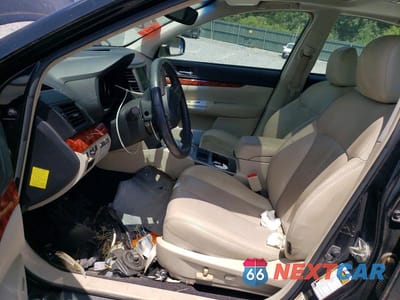 Zdjęcie 7 z 13 samochodu: 2010 SUBARU LEGACY 2.5I LIMITED VIN:4S3BMCL66A3227398 - miniatura