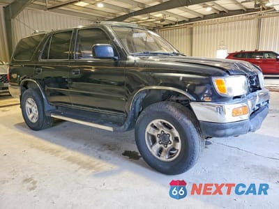 Czwarte zdjęcie samochodu z boku: 1998 TOYOTA 4RUNNER SR5 VIN:JT3HN86R3W0138203 - miniatura