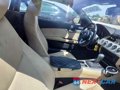 Zdjęcie 10 z 12 samochodu: 2011 BMW Z4 SDRIVE30I VIN:WBALM5C51BE379714 - miniatura