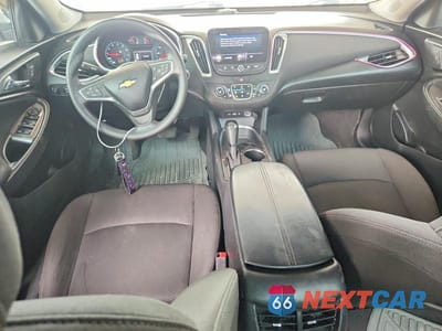 Zdjęcie 8 z 13 samochodu: 2019 CHEVROLET MALIBU LT VIN:1G1ZD5ST1KF174376 - miniatura