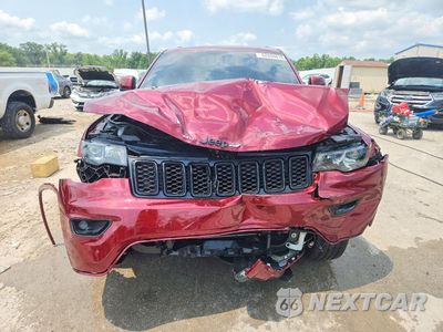 Piąte zdjęcie samochodu w środku: 2020 JEEP GRAND CHEROKEE LAREDO VIN:1C4RJFAG7LC399592 - miniatura