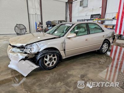 1998 TOYOTA CAMRY XLE V6 4T1BF28K9WU052555 - główne zdjęcie licytacji z USA - miniatura
