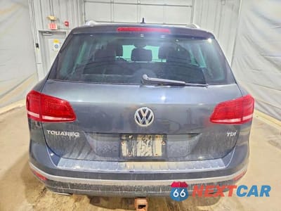Zdjęcie 6 z 13 samochodu: 2016 VOLKSWAGEN TOUAREG TDI VIN:WVGEP9BP0GD001972 - miniatura