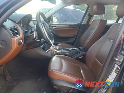 Zdjęcie 7 z 13 samochodu: 2013 BMW X1 XDRIVE28I VIN:WBAVL1C50DVR83665 - miniatura