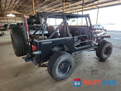 Trzecie zdjęcie samochodu z tyłu: 1990 JEEP WRANGLER / YJ S VIN:2J4FY19EXLJ530275 - miniatura