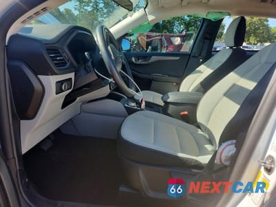 Zdjęcie 7 z 12 samochodu: 2025 FORD ESCAPE ACTIVE VIN:1FMCU0GN9SUB67077 - miniatura