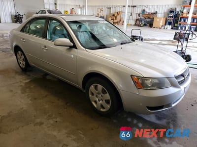 Czwarte zdjęcie samochodu z boku: 2008 HYUNDAI SONATA GLS V6 VIN:5NPET46F98H329956 - miniatura