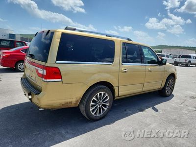 Trzecie zdjęcie samochodu z tyłu: 2016 LINCOLN NAVIGATOR L SELECT VIN:5LMJJ3JT4GEL06412 - miniatura