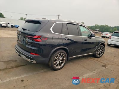 Trzecie zdjęcie samochodu z tyłu: 2026 BMW X5 XDRIVE40I VIN:5UX23EU08T9242847 - miniatura