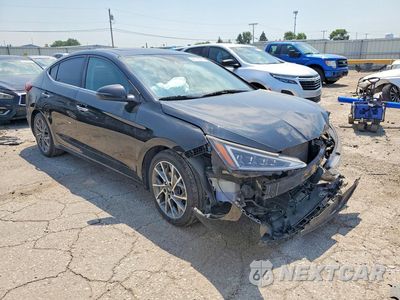 Czwarte zdjęcie samochodu z boku: 2019 HYUNDAI ELANTRA SE VIN:KMHD84LF5KU876667 - miniatura