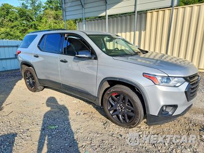 Czwarte zdjęcie samochodu z boku: 2018 CHEVROLET TRAVERSE LT VIN:1GNERGKW0JJ175468 - miniatura