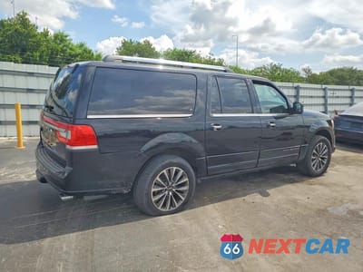 Trzecie zdjęcie samochodu z tyłu: 2017 LINCOLN NAVIGATOR L SELECT VIN:5LMJJ3JT5HEL08932 - miniatura