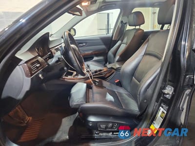 Zdjęcie 7 z 12 samochodu: 2011 BMW 328 XI VIN:WBAPK7C50BA463601 - miniatura