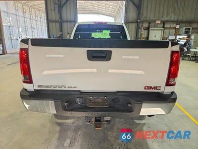 Zdjęcie 6 z 12 samochodu: 2011 GMC SIERRA K2500 SLE VIN:1GT220CG6BZ413535 - miniatura