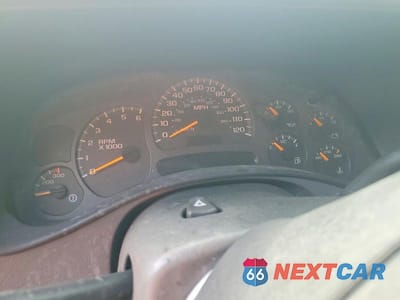 Zdjęcie 9 z 12 samochodu: 2003 CHEVROLET SILVERADO K2500 HEAVY DUTY VIN:1GCHK29U23E130240 - miniatura