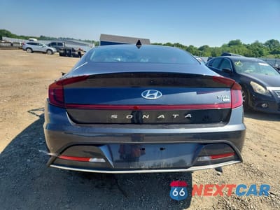 Zdjęcie 6 z 12 samochodu: 2020 HYUNDAI SONATA HYBRID BLUE VIN:KMHL24JJ3LA009601 - miniatura