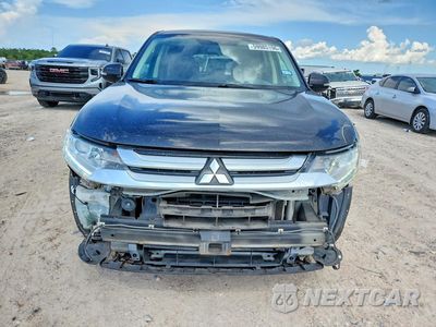 Piąte zdjęcie samochodu w środku: 2017 MITSUBISHI OUTLANDER SE VIN:JA4AD3A30HZ035125 - miniatura