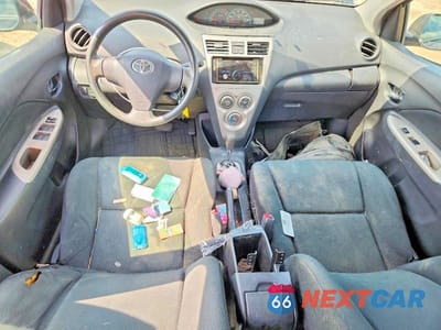 Zdjęcie 8 z 12 samochodu: 2009 TOYOTA YARIS BASE VIN:JTDBT903391335680 - miniatura