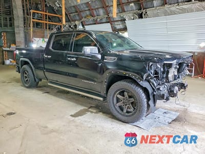 Czwarte zdjęcie samochodu z boku: 2023 GMC SIERRA K1500 DENALI VIN:3GTUUGEL4PG192997 - miniatura
