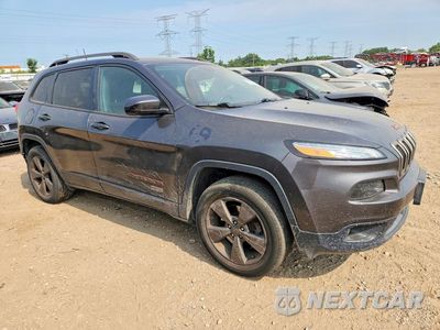 Czwarte zdjęcie samochodu z boku: 2017 JEEP CHEROKEE LATITUDE VIN:1C4PJMCS4HW538404 - miniatura
