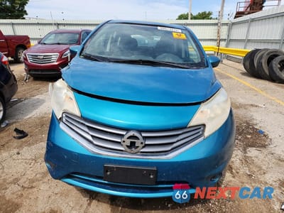 Piąte zdjęcie samochodu w środku: 2015 NISSAN VERSA NOTE SV VIN:3N1CE2CP9FL394700 - miniatura
