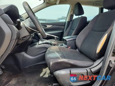 Zdjęcie 7 z 12 samochodu: 2018 NISSAN ROGUE SPORT S VIN:JN1BJ1CP4JW104674 - miniatura