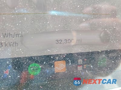 Zdjęcie 9 z 13 samochodu: 2024 TESLA MODEL Y VIN:7SAYGAEEXRF202774 - miniatura