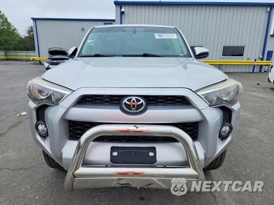 Piąte zdjęcie samochodu w środku: 2015 TOYOTA 4RUNNER SR5 VIN:JTEBU5JR5F5260652 - miniatura