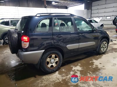 Trzecie zdjęcie samochodu z tyłu: 2002 TOYOTA RAV4 BASE VIN:JTEGH20V120047552 - miniatura