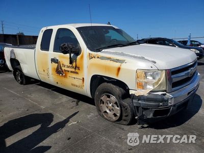 Czwarte zdjęcie samochodu z boku: 2010 CHEVROLET SILVERADO C1500 LT VIN:1GCSCSE0XAZ279975 - miniatura