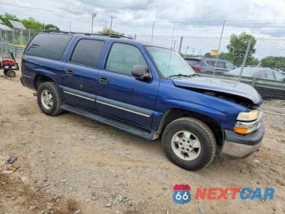 Czwarte zdjęcie samochodu z boku: 2002 CHEVROLET SUBURBAN K1500 VIN:1GNFK16Z72J317147 - miniatura