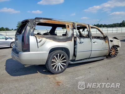 Trzecie zdjęcie samochodu z tyłu: 2010 CADILLAC ESCALADE ESV LUXURY VIN:1GYUKHEF8AR160061 - miniatura