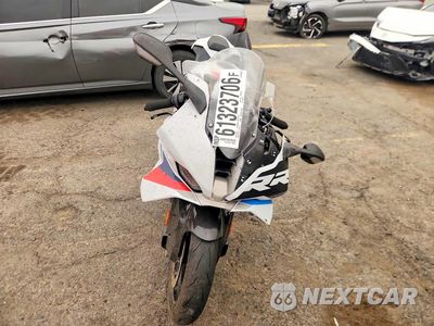 Drugie zdjęcie samochodu z przodu: 2026 BMW S 1000 RR VIN:WB10P2301T6M59572 - miniatura