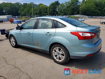 Drugie zdjęcie samochodu z przodu: 2012 FORD FOCUS SEL VIN:1FAHP3H24CL411027 - miniatura