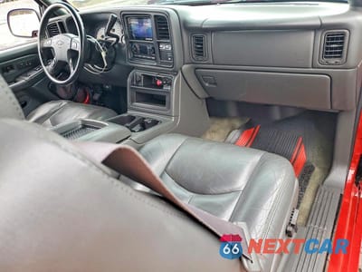 Zdjęcie 8 z 13 samochodu: 2004 CHEVROLET SILVERADO K1500 VIN:2GCEK19N041187500 - miniatura