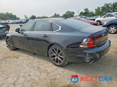 Drugie zdjęcie samochodu z przodu: 2018 VOLVO S90 T6 MOMENTUM VIN:LVY992MK1JP024703 - miniatura