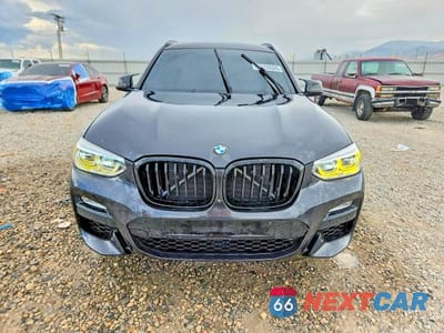 Piąte zdjęcie samochodu w środku: 2018 BMW X3 XDRIVE30I VIN:5UXTR9C5XJLD70940 - miniatura